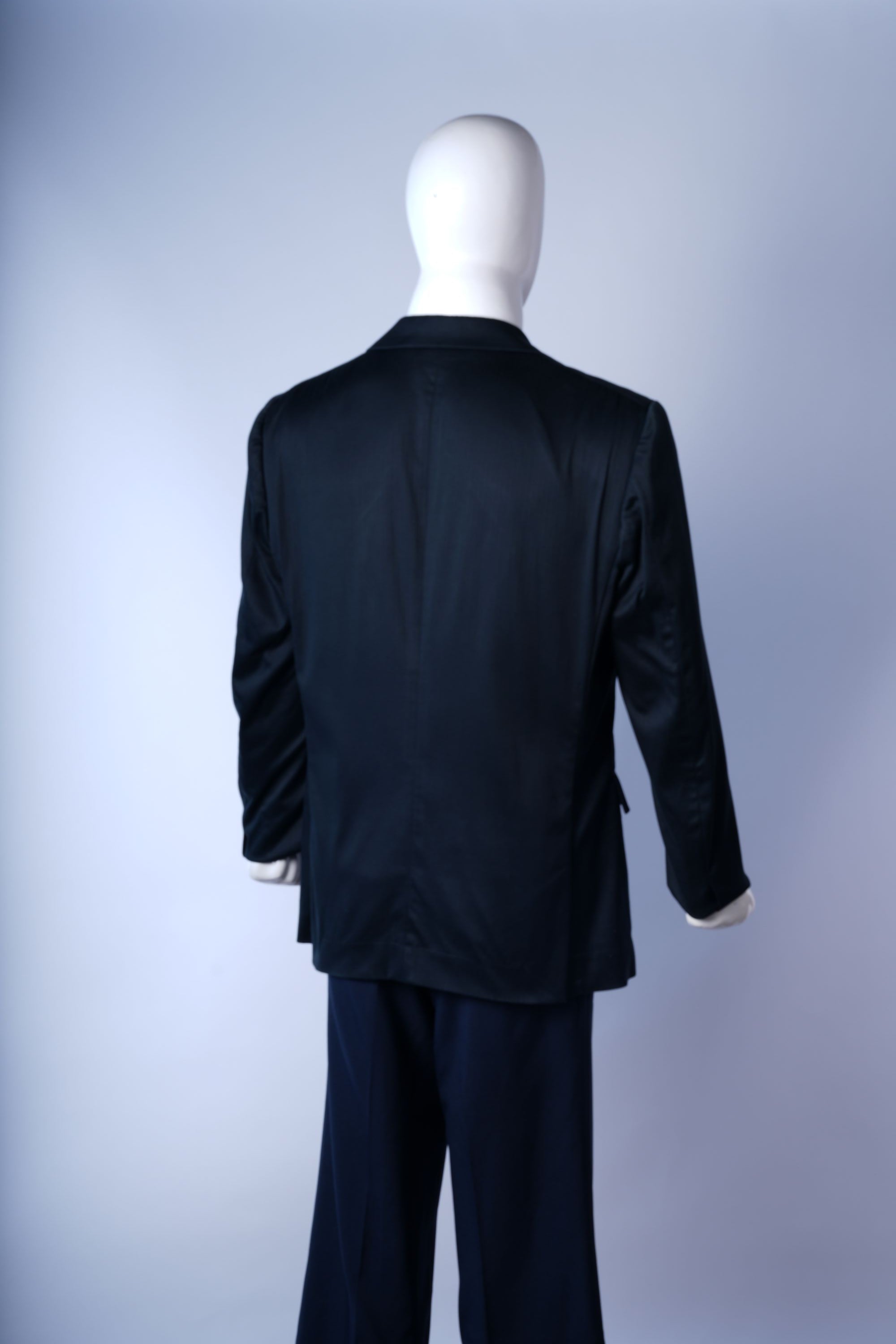 Versatile formal blazer perfect for office or professional events.