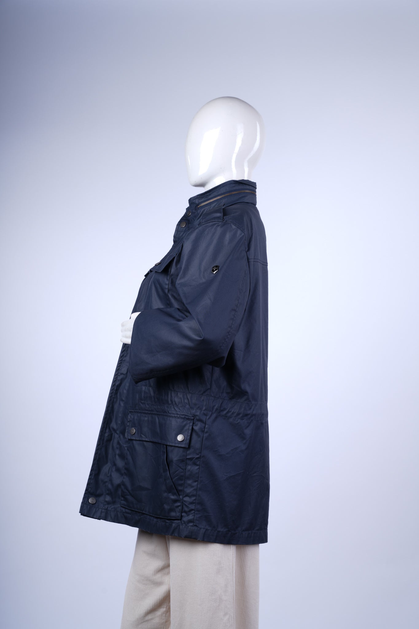 VICTORINOX - Men's Utility Field Jacket