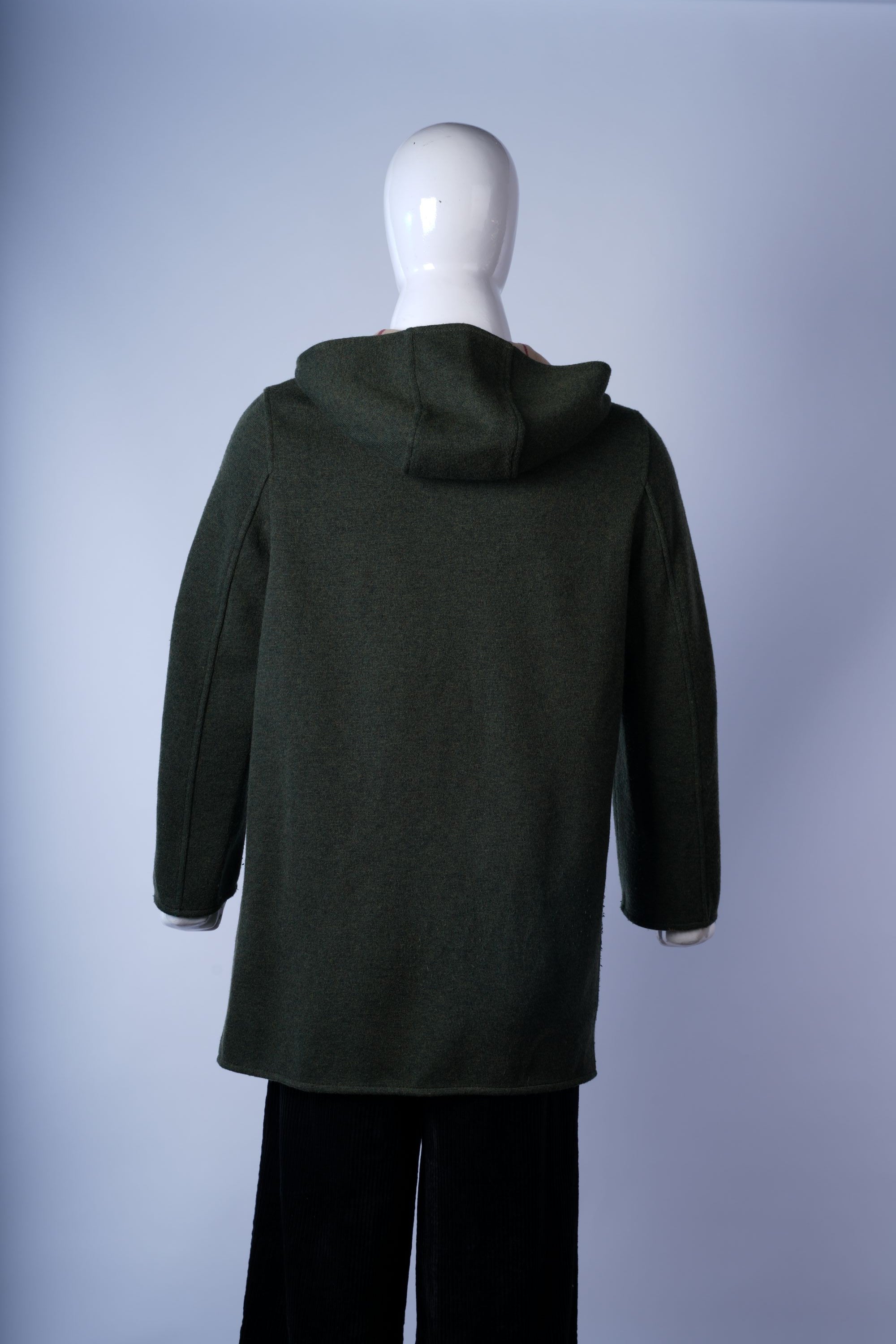 Stylish smart-casual jacket perfect for layering and comfortable daily wear.