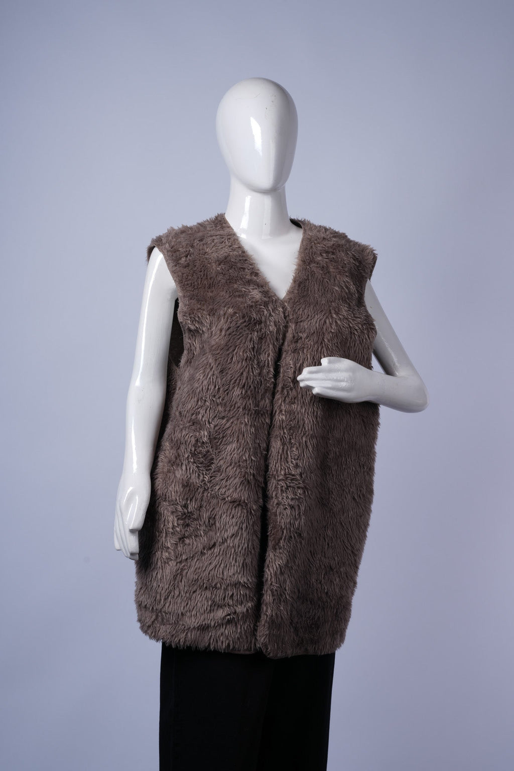 MONO-MART  Oversized Faux Fur Vest