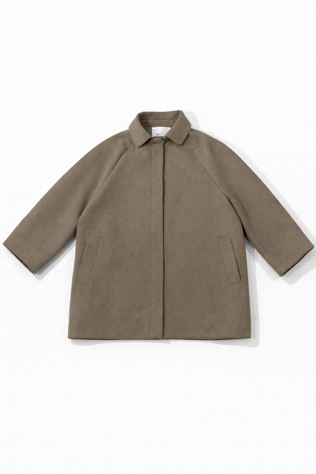 Raglan sleeve Balmacaan coat with stand collar