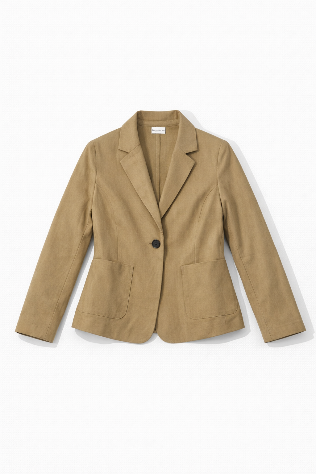 Single-button tailored blazer with lapel collar and patch pockets